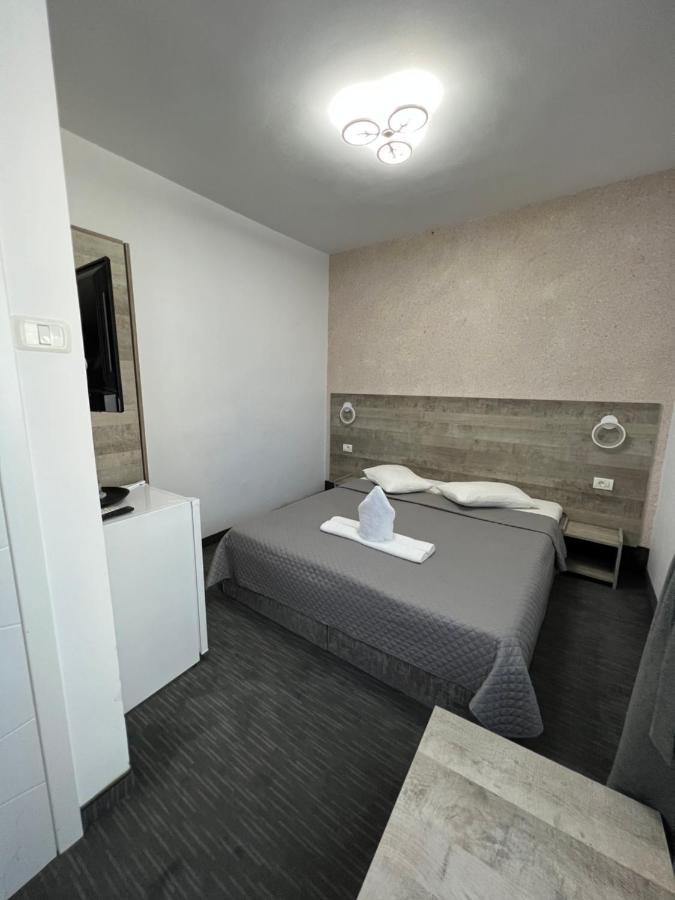 Hotel Minion Constanta Exterior photo